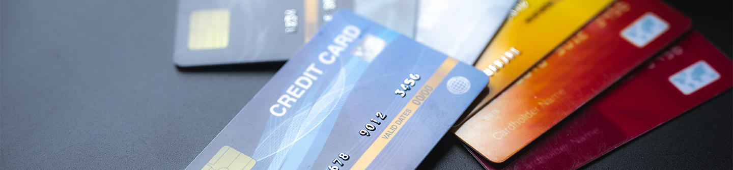 ¿Qué es MM/AA en una tarjeta de crédito? Significado y ubicación